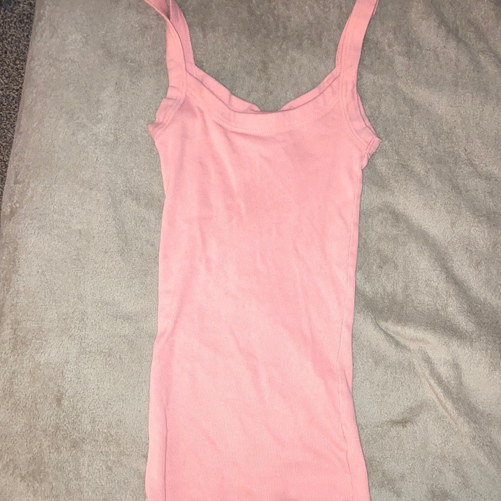 Pink/ salmon colored tank top
